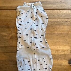 Happiest baby sleep pea sleep sack